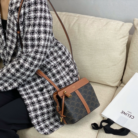 셀린느 트리오페 카바스 이너백 블랙 탄 191992