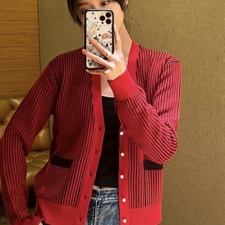 루이비통 박서보 콜라보 스트라이프 레드 니트 가디건