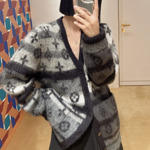루이비통 모노그램 모헤어 가디건 1AF341