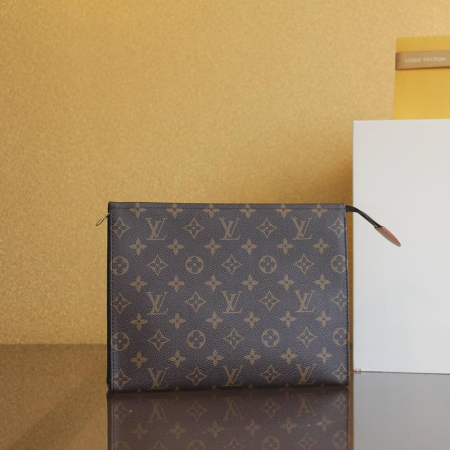 루이비통 포쉐트 토일렛 26 클러치 M47542