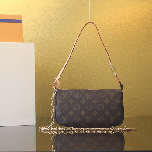 루이비통 포쉐트 악세수아 모노그램 M82766