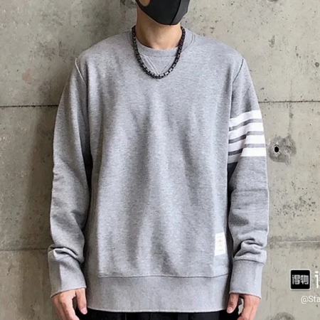 톰브라운 사선 완장 맨투맨 그레이