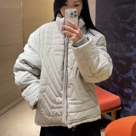 루이비통 퀼티드 테크니컬 블루종 문스트럭