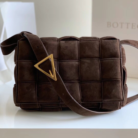 징공장 보테가베네타 스웨이드 카세트백 폰단테 금장 591970