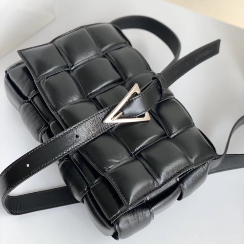 징공장 보테가베네타 카세트백 블랙 은장 591970