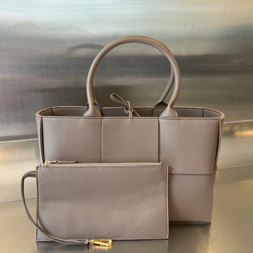 징공장 보테가베네타 아르코 토트백 스몰 652867