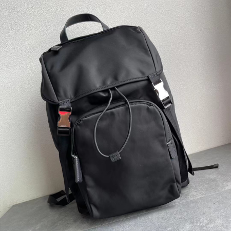 프라다 리나일론 백팩 2VZ135