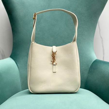 생로랑 LE 5 A 7 스무스 레더 스몰 호보백 화이트 713938