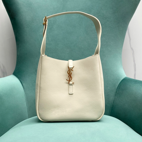 생로랑 LE 5 A 7 스무스 레더 스몰 호보백 화이트 713938