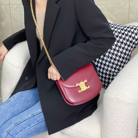 셀린느 트리오페 체인백 베사체 샤이니 카프스킨 버건디 110973