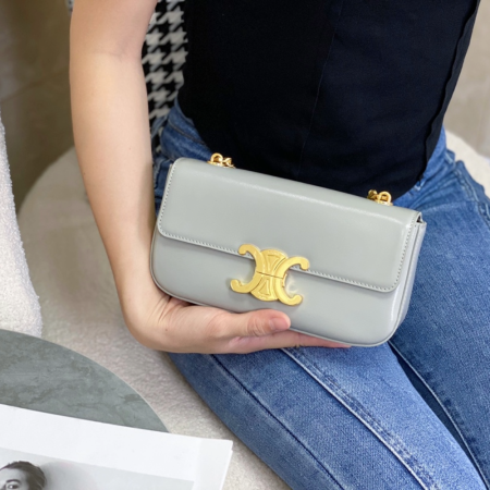 셀린느 트리옹프 체인 숄더백 그레이 197993