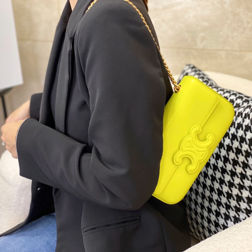 셀린느 퀴르 트리오페 플랩 체인 숄더백 라임 199243