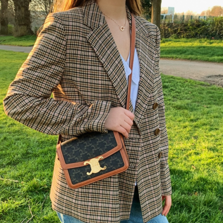 셀린느 클래식 트리오페 숄더백 스몰 블랙 탄 188882