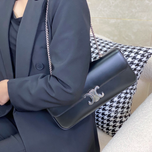 셀린느 레더 트리오페 플랩 체인백 블랙 은장 197413