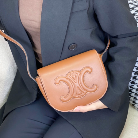 셀린느 퀴르 트리오페 폴코백 탄 198263