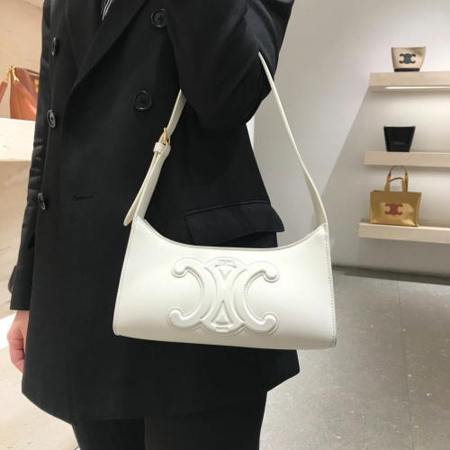 셀린느 스무스 카프스킨 트리옹프 레더 숄더백 화이트 198153