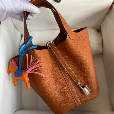 반수공 에르메스 피코탄 락 18 골드 은장 소가죽