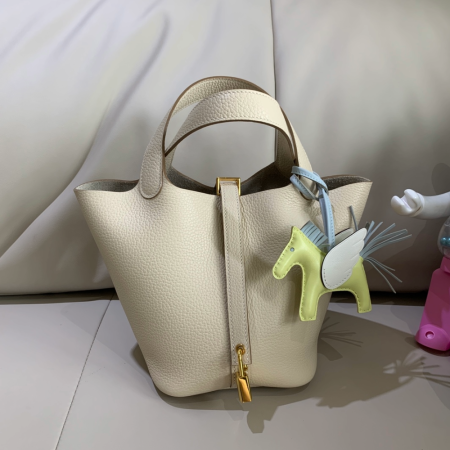 반수공 에르메스 피코탄 락 18 나타 화이트 금장 끌레망스