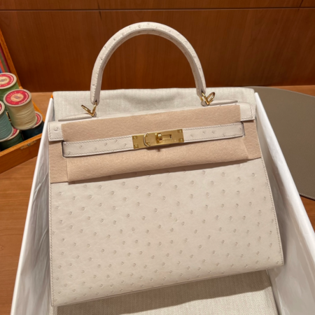 반수공 에르메스 켈리백 28 화이트 금장 타조가죽