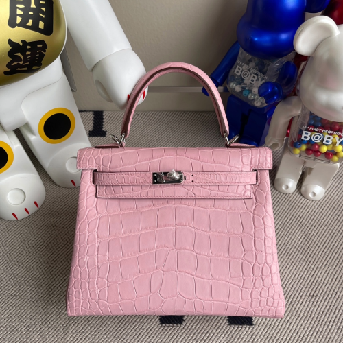 반수공 에르메스 켈리백 25 핑크 은장 악어가죽