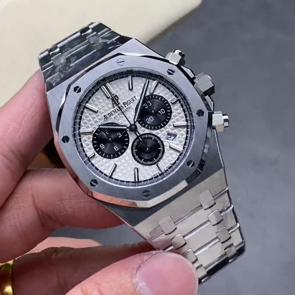 APS공장 오데마피게 로얄오크 크로노그래프 화이트 팬더 다이얼 41mm 26240