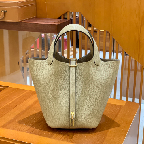 그린엘 에르메스 피코탄 18 트렌치코트 그레이 골드 버튼