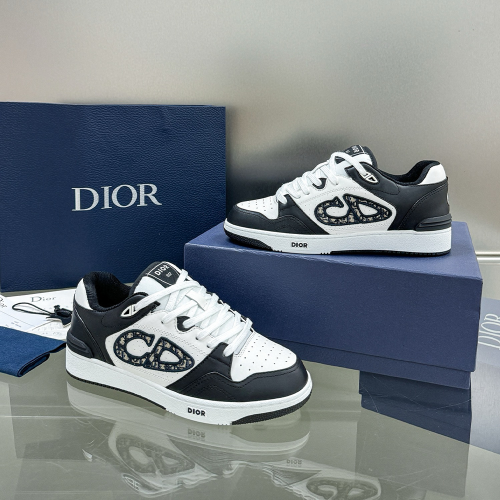 디올 B57 로우탑 스니커즈 블랙 & 화이트