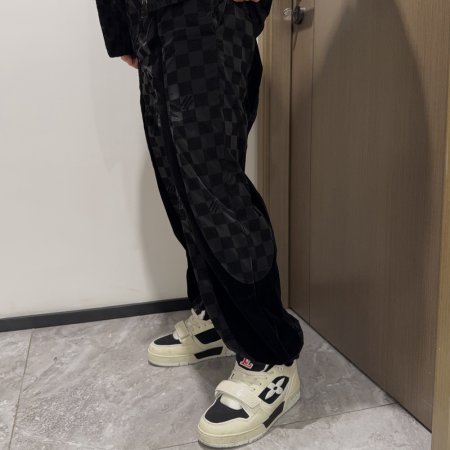 루이비통 플록드 다미에 테크니컬 트랙 팬츠