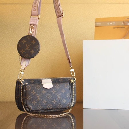 루이비통 멀티 포쉐트 악세수아 모노그램 M44840