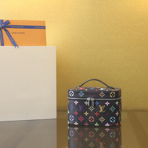 루이비통 LV x x TM 니스 미니 M13747